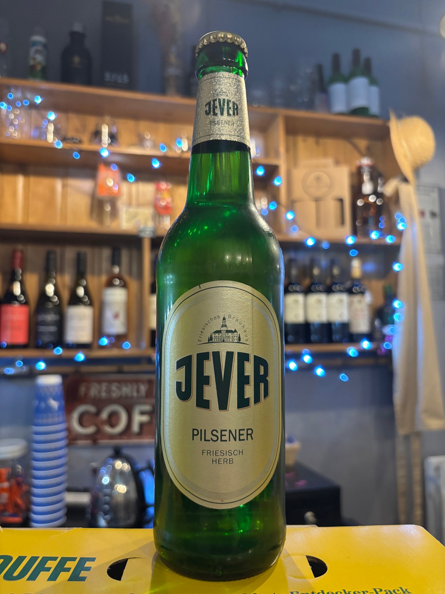 Jever Pilsener - Friesisches Brauhaus zu Jever 4.9%