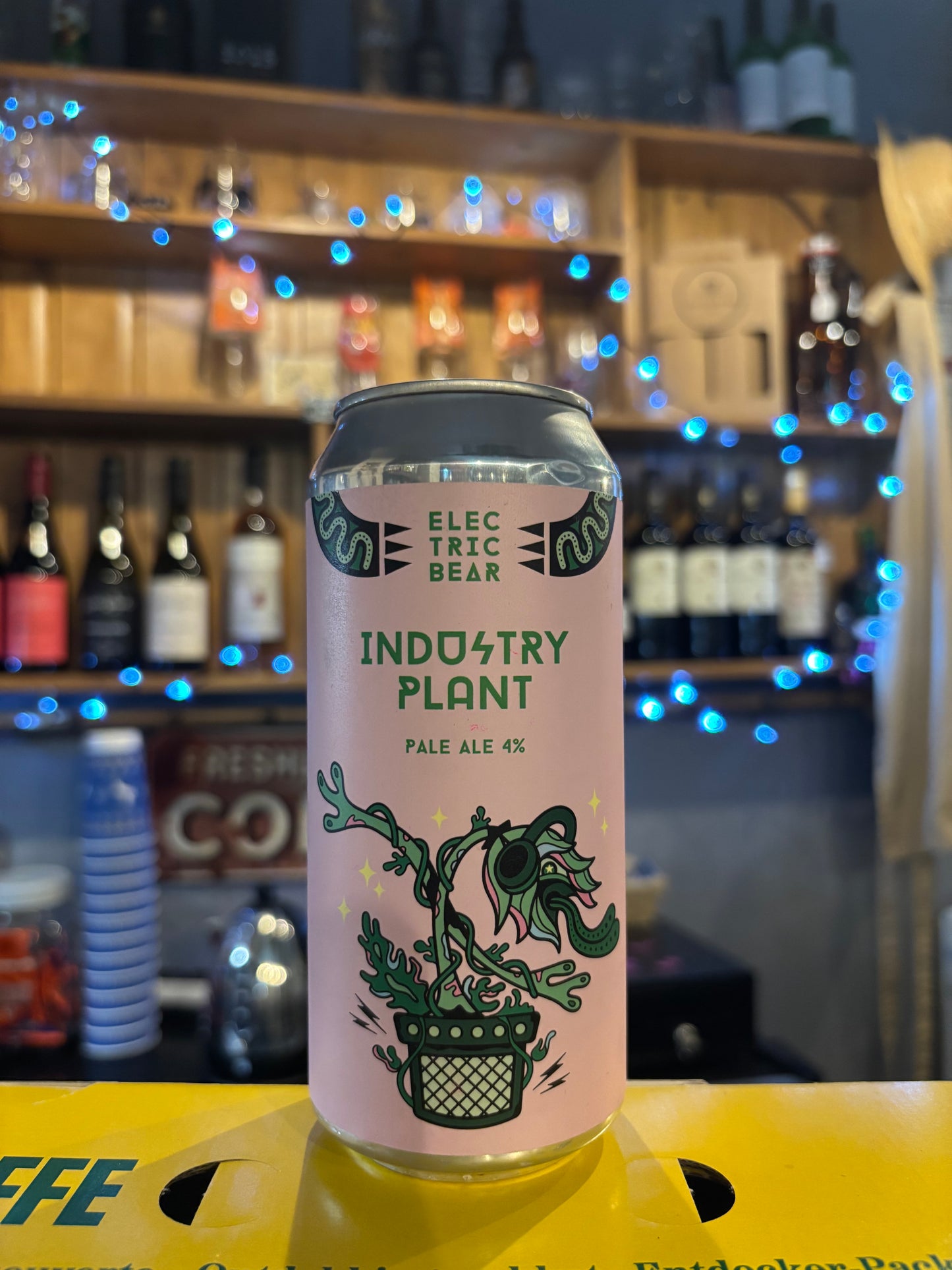 Industry Plant - ELECTRIC BEAR BREW 4%
